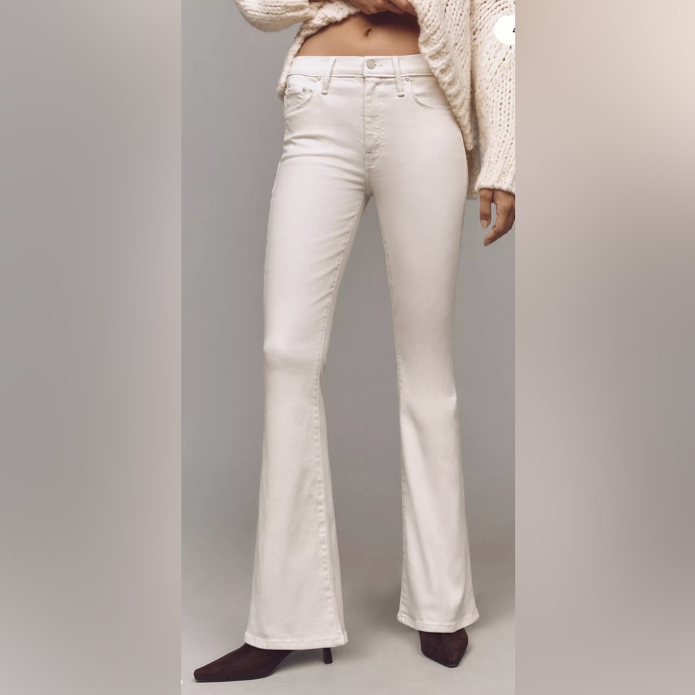 MOTHER The Weekender Mid-Rise Flare Jeans in color Cream Puff Size 34 Petite NWT